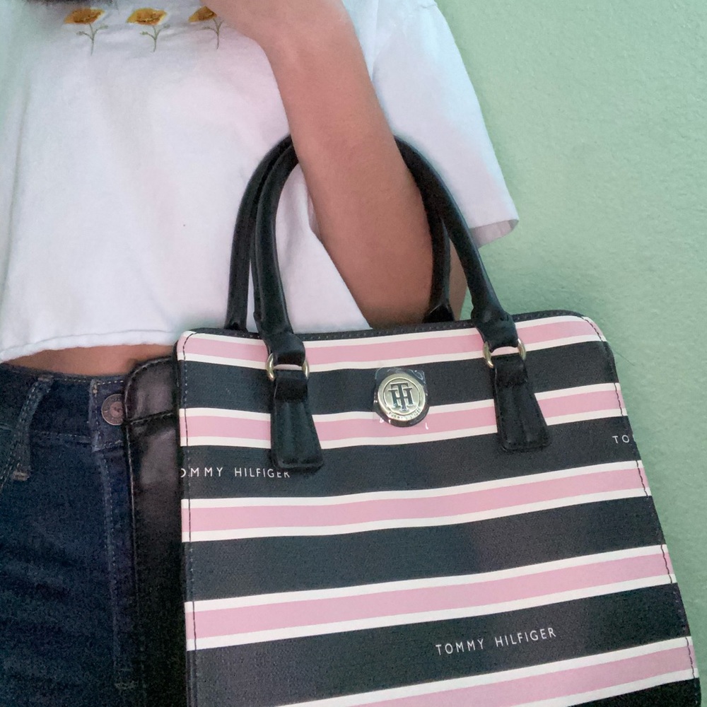 Brand new Tommy Hilfiger purse